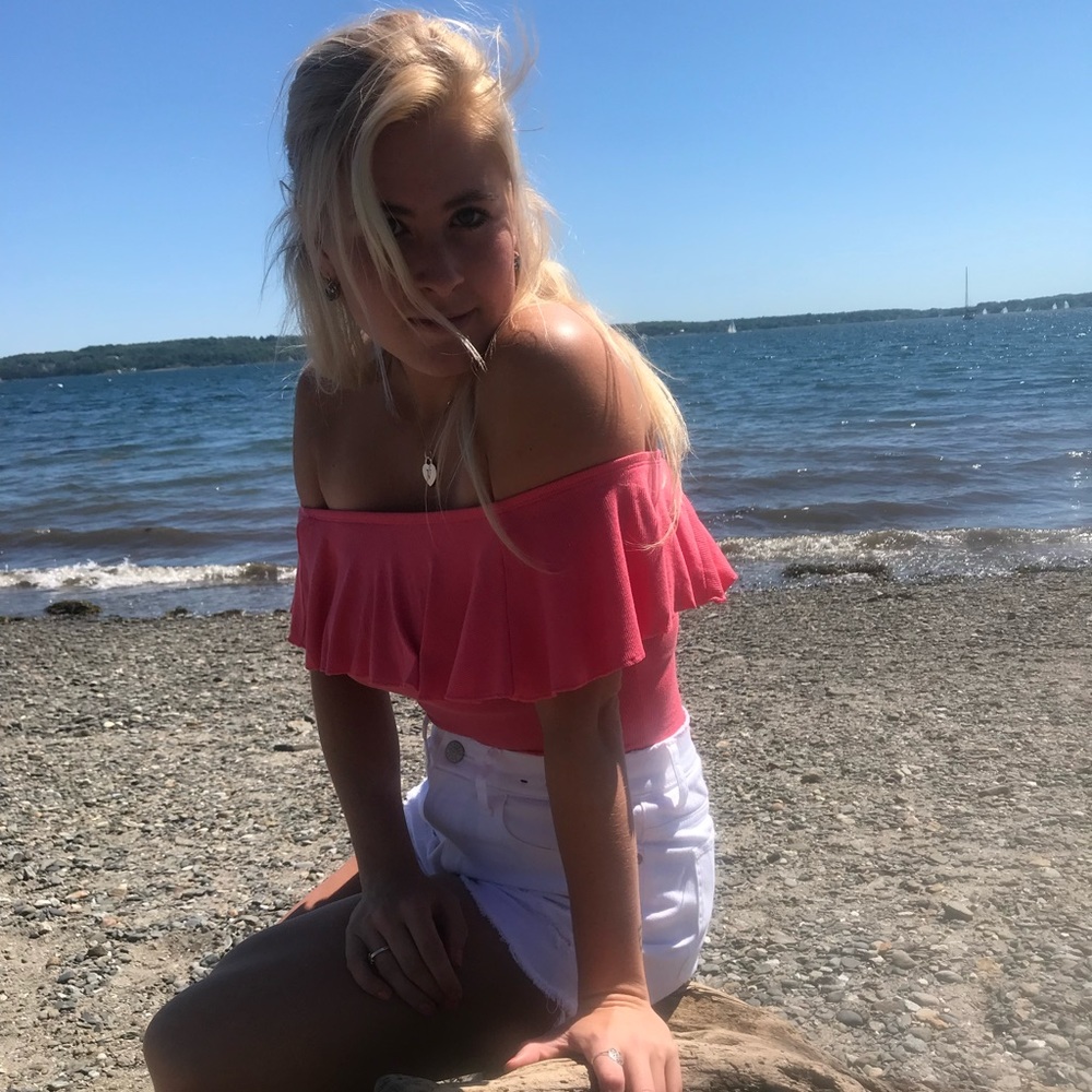 Meet your Posher, Victoria